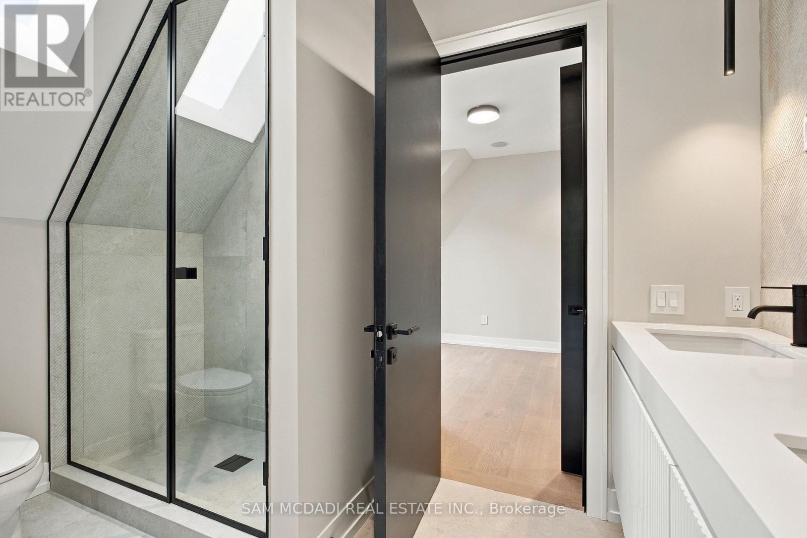 957 Halliday Avenue Property Photo 27