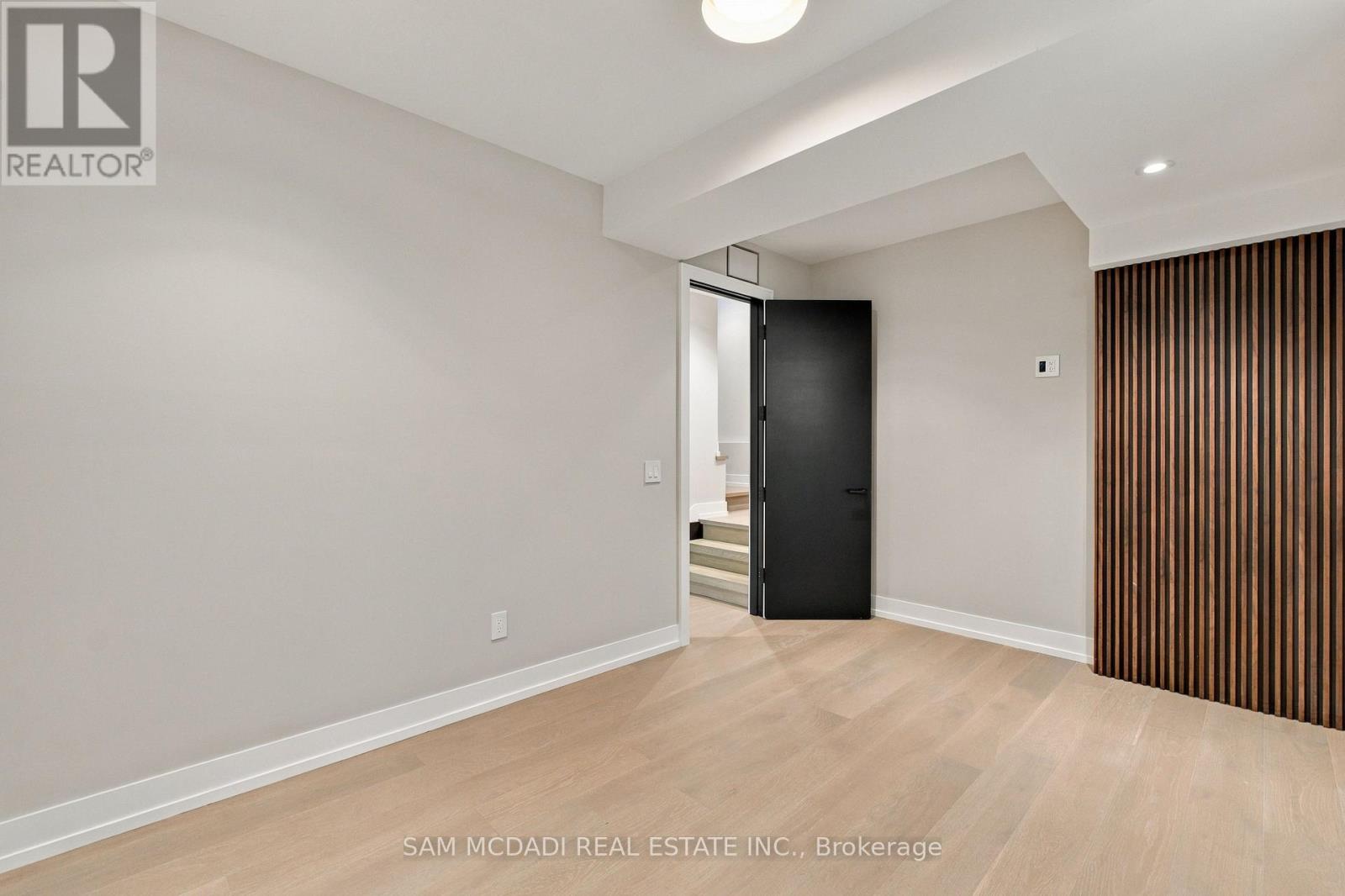 957 Halliday Avenue Property Photo 31