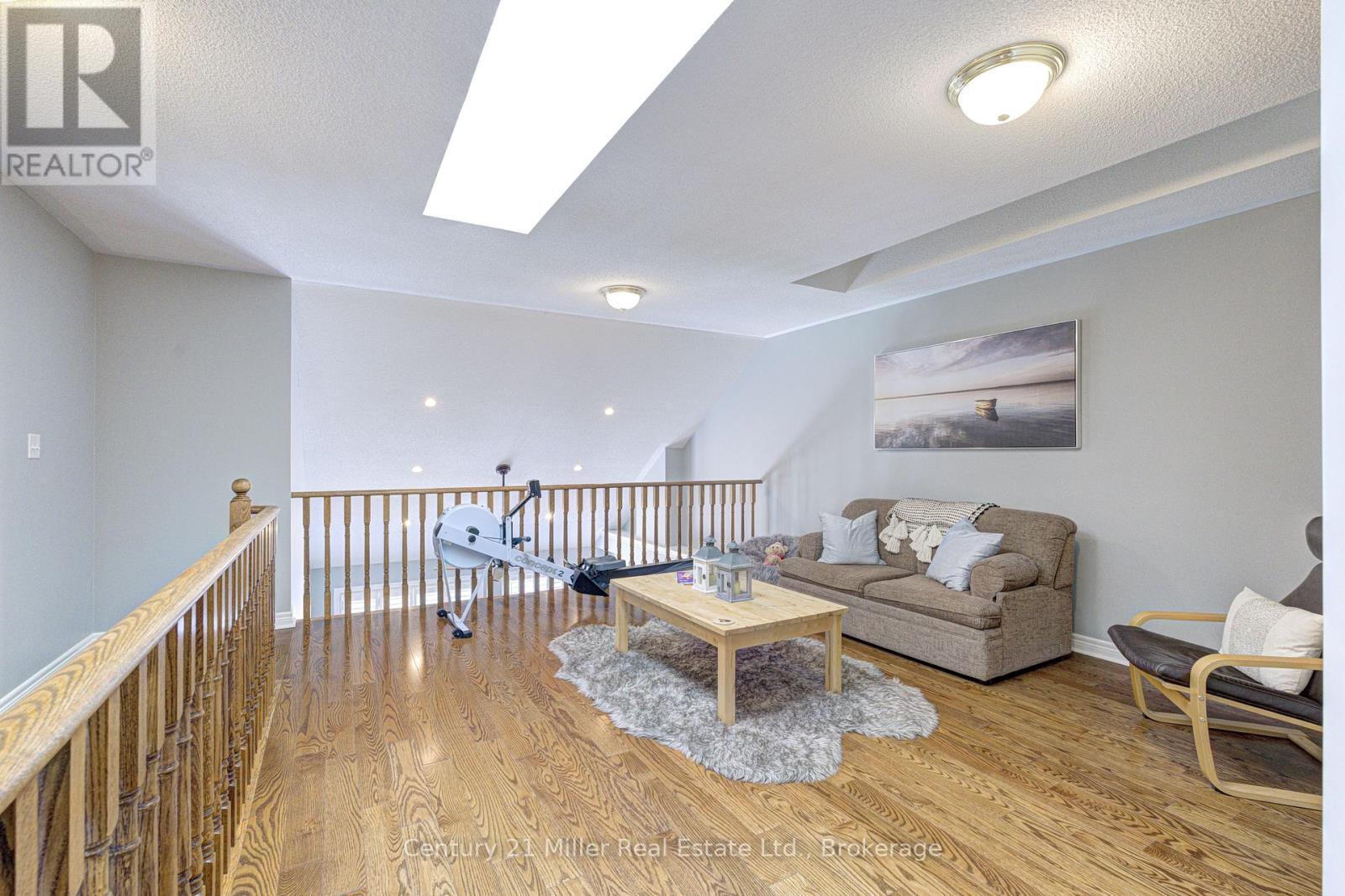 3202 Epworth Crescent Property Photo 23