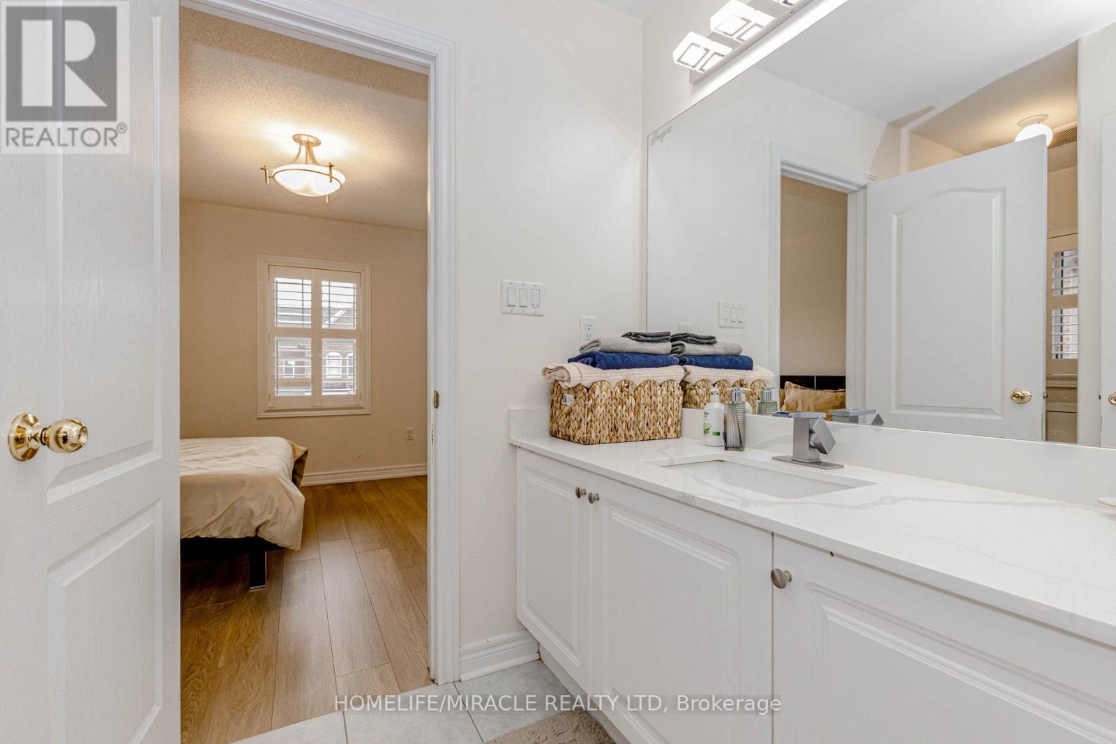 452 Nairn Circle Property Photo 37