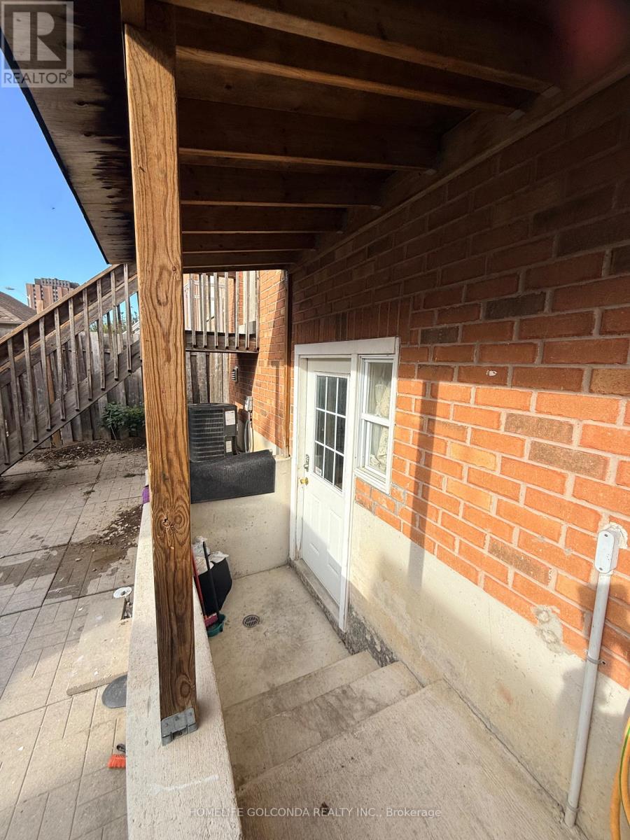 10 Aldwinckle Heights Property Photo 6