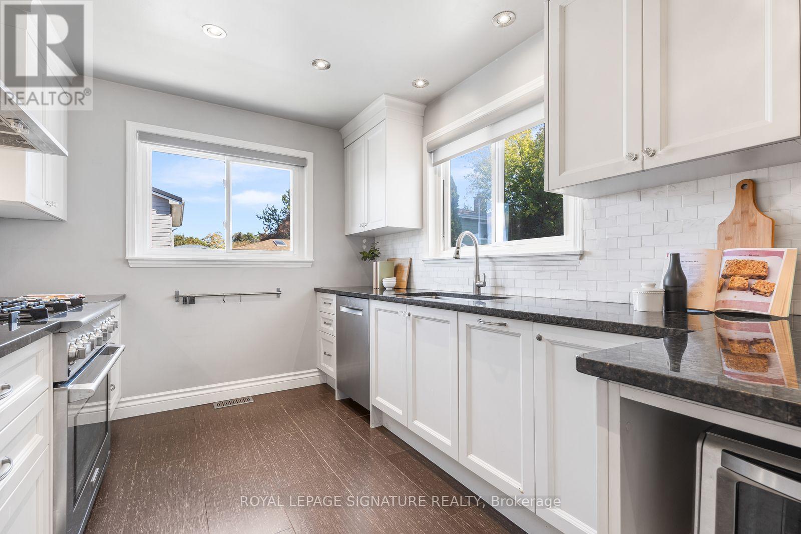 72 Cavendish Crescent Property Photo 14