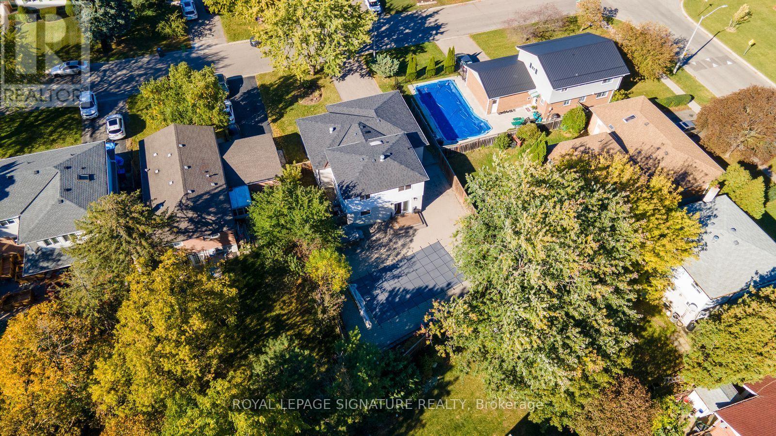 72 Cavendish Crescent Property Photo 42