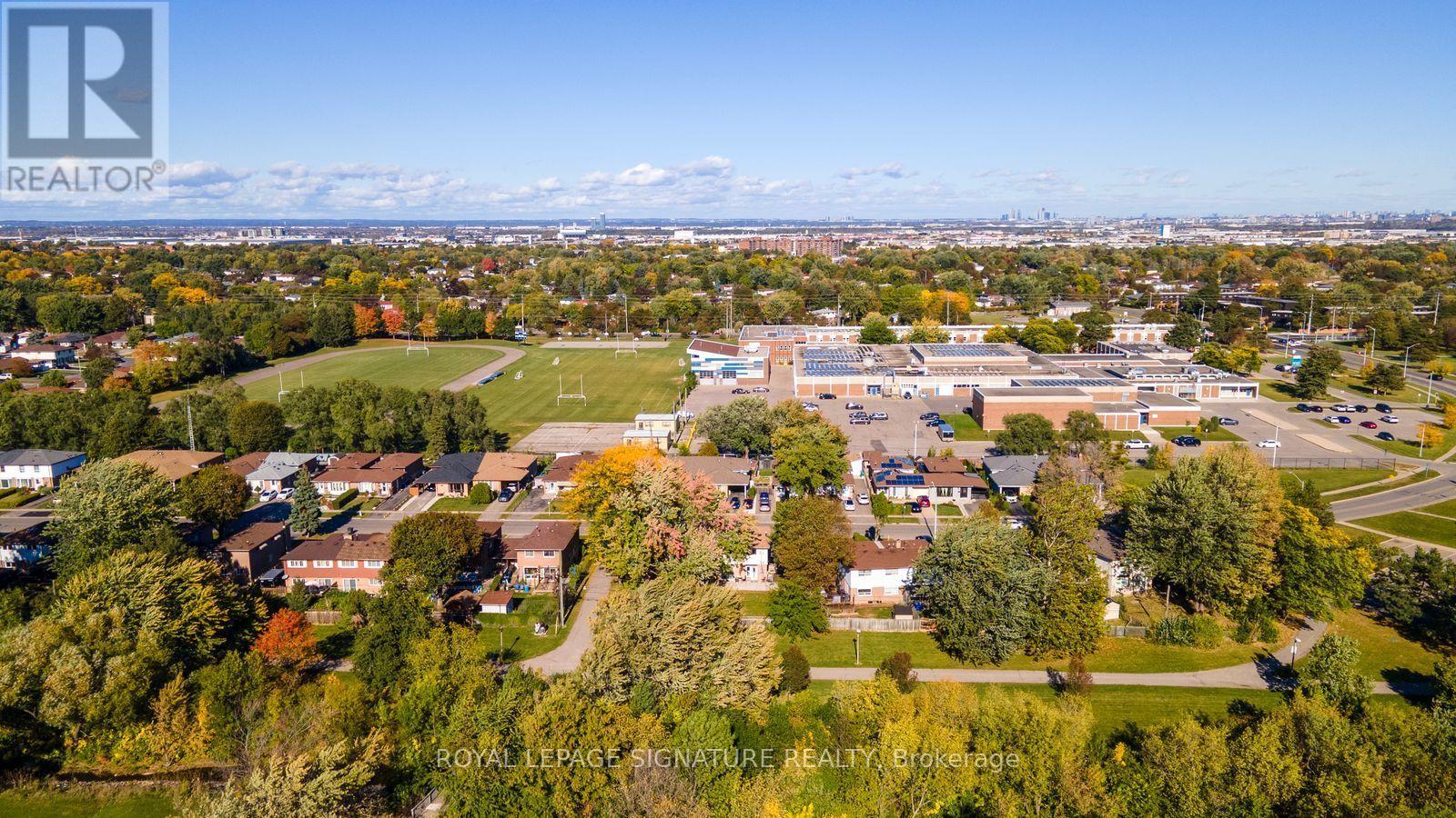 72 Cavendish Crescent Property Photo 46
