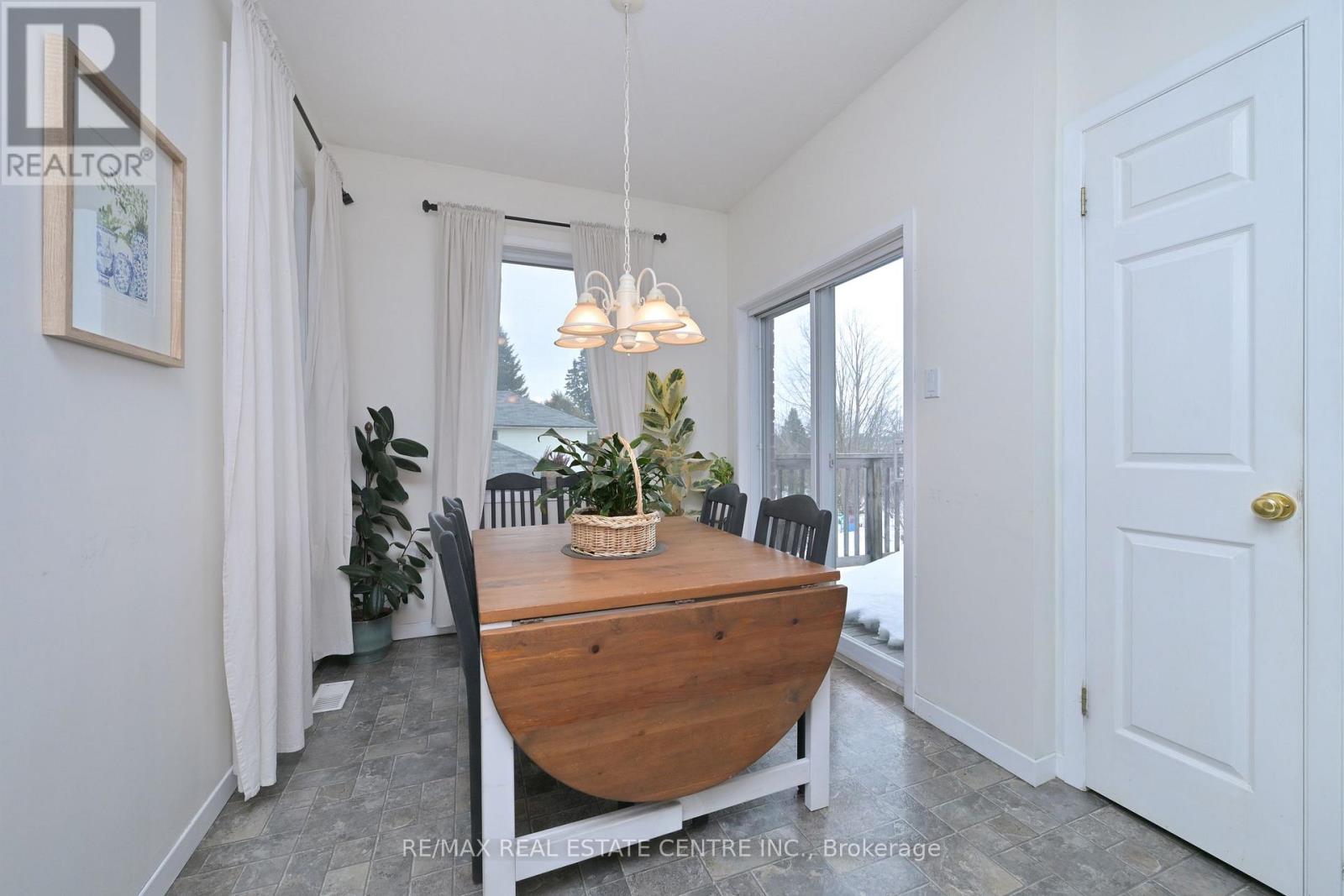 300 A Broadway Property Photo 9
