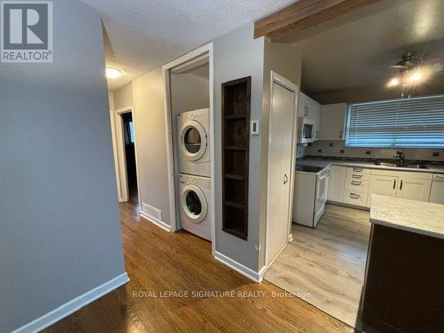 Upper - 2551 Padstow Crescent Property Photo 7