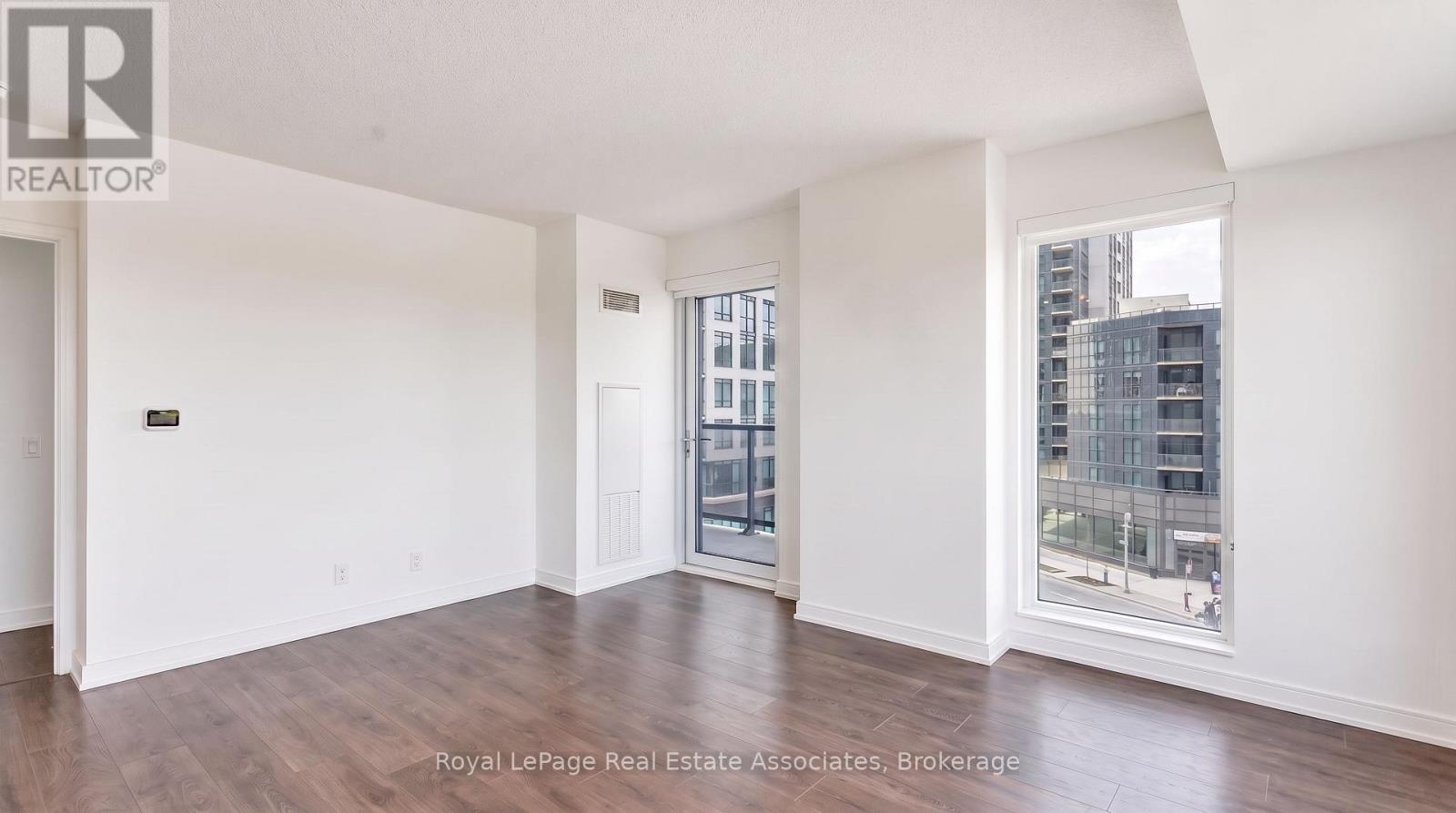 602 - 30 Samuel Wood Way Property Photo 10