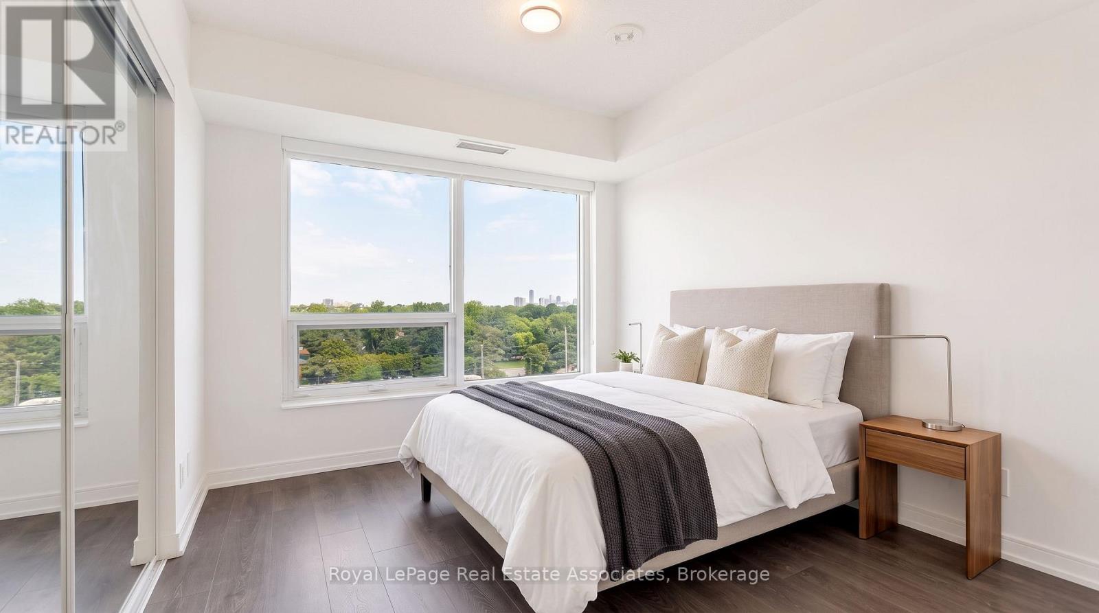 602 - 30 Samuel Wood Way Property Photo 15