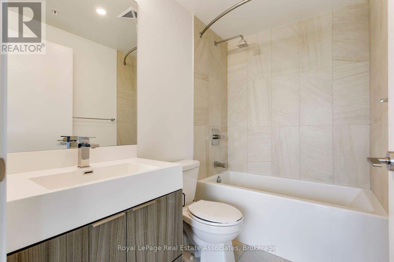 602 - 30 Samuel Wood Way Property Photo 17
