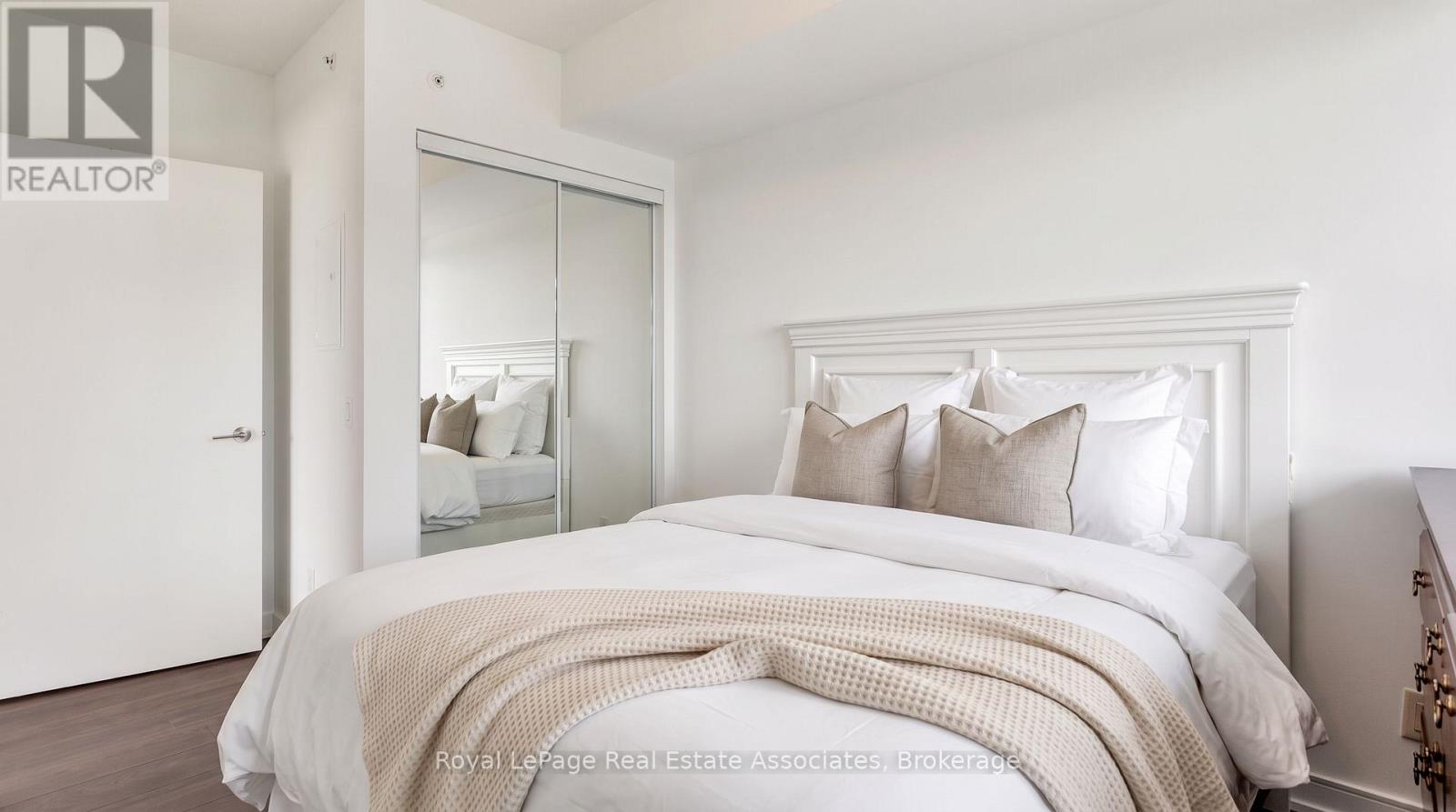 602 - 30 Samuel Wood Way Property Photo 19