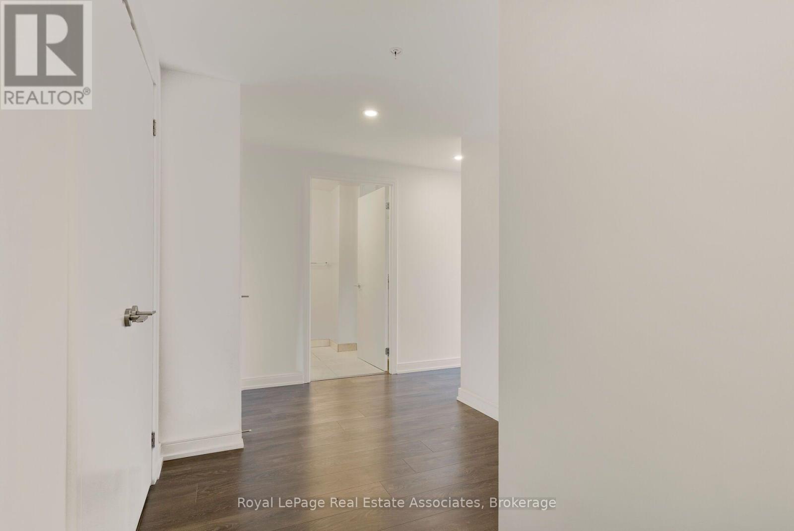 602 - 30 Samuel Wood Way Property Photo 26
