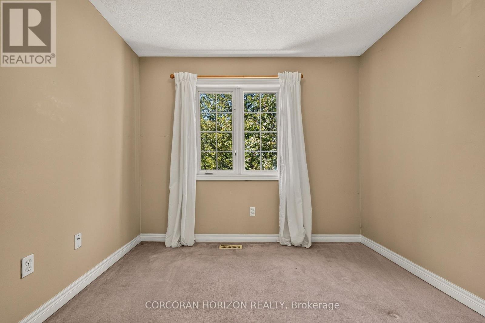 14 - 2871 Darien Road Property Photo 17