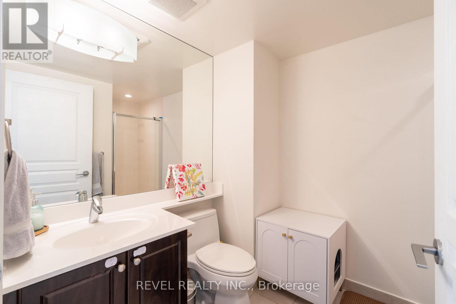 603 - 1403 Royal York Road Property Photo 15