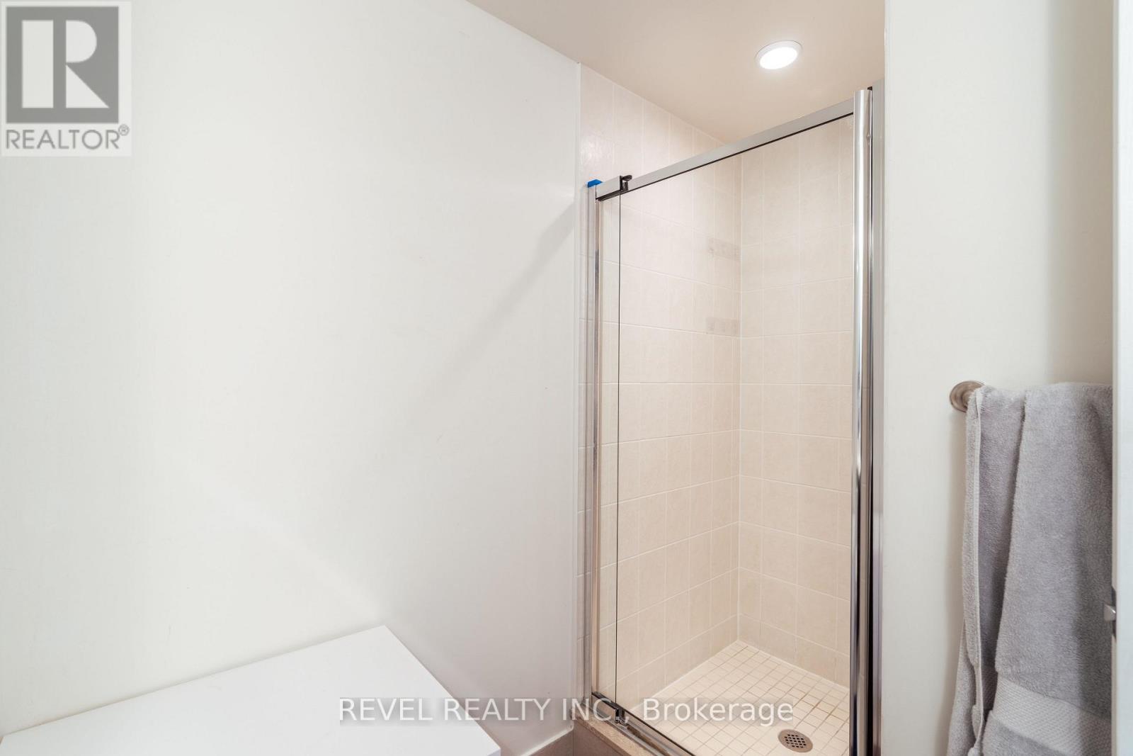 603 - 1403 Royal York Road Property Photo 16