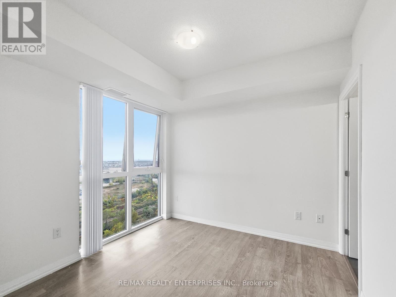 1102 - 50 Thomas Riley Road Property Photo 15