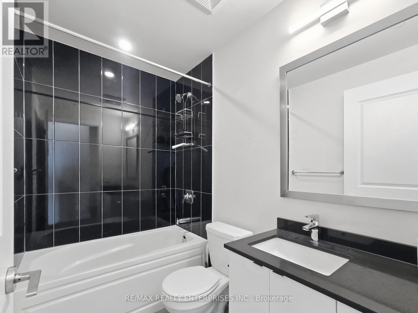 1102 - 50 Thomas Riley Road Property Photo 17