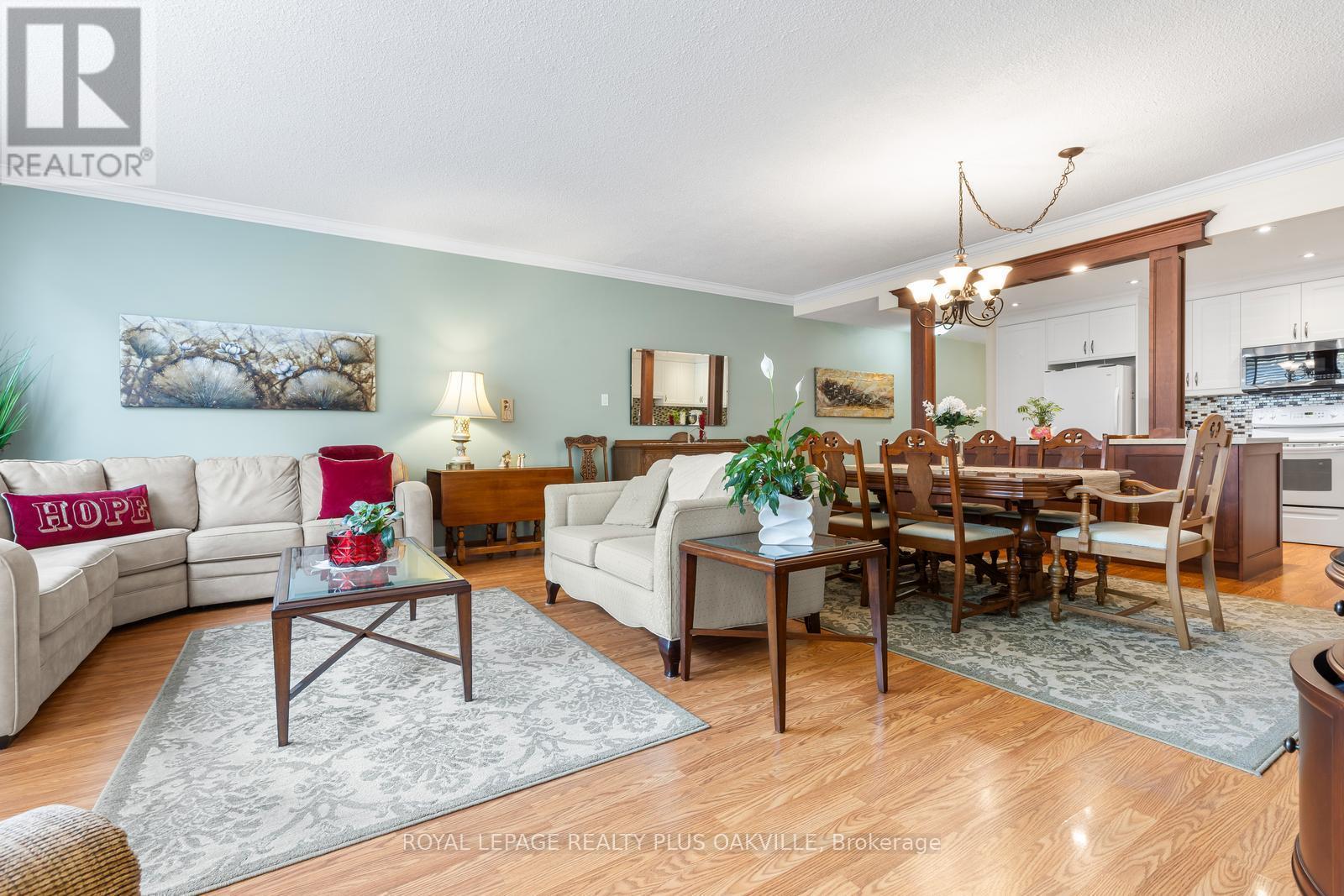 102 - 2175 Marine Drive Property Photo 13