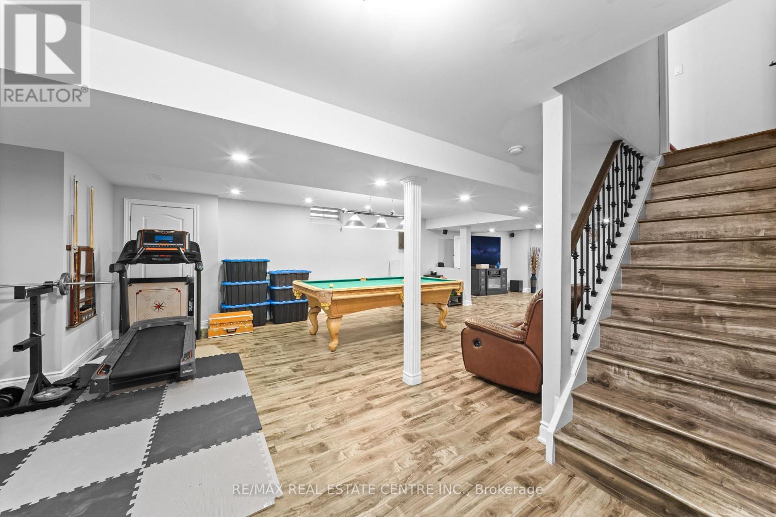 10 Midvale Road Property Photo 28
