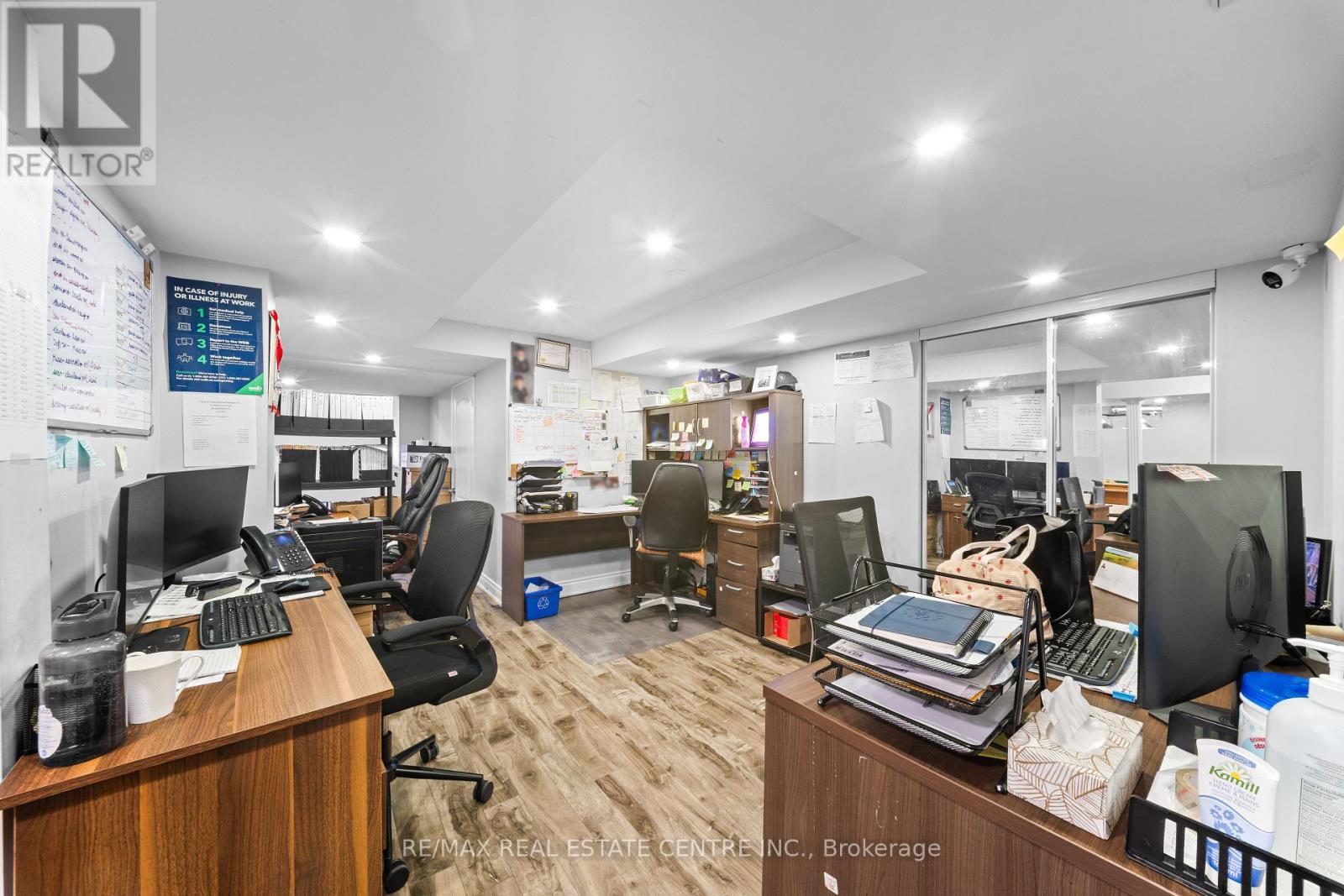 10 Midvale Road Property Photo 30