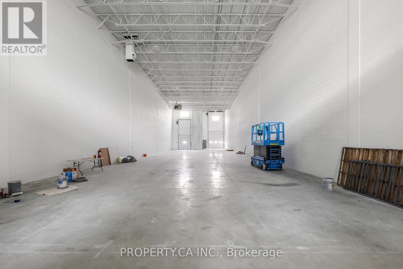 A4 - 111 Steinway Boulevard Property Photo 3