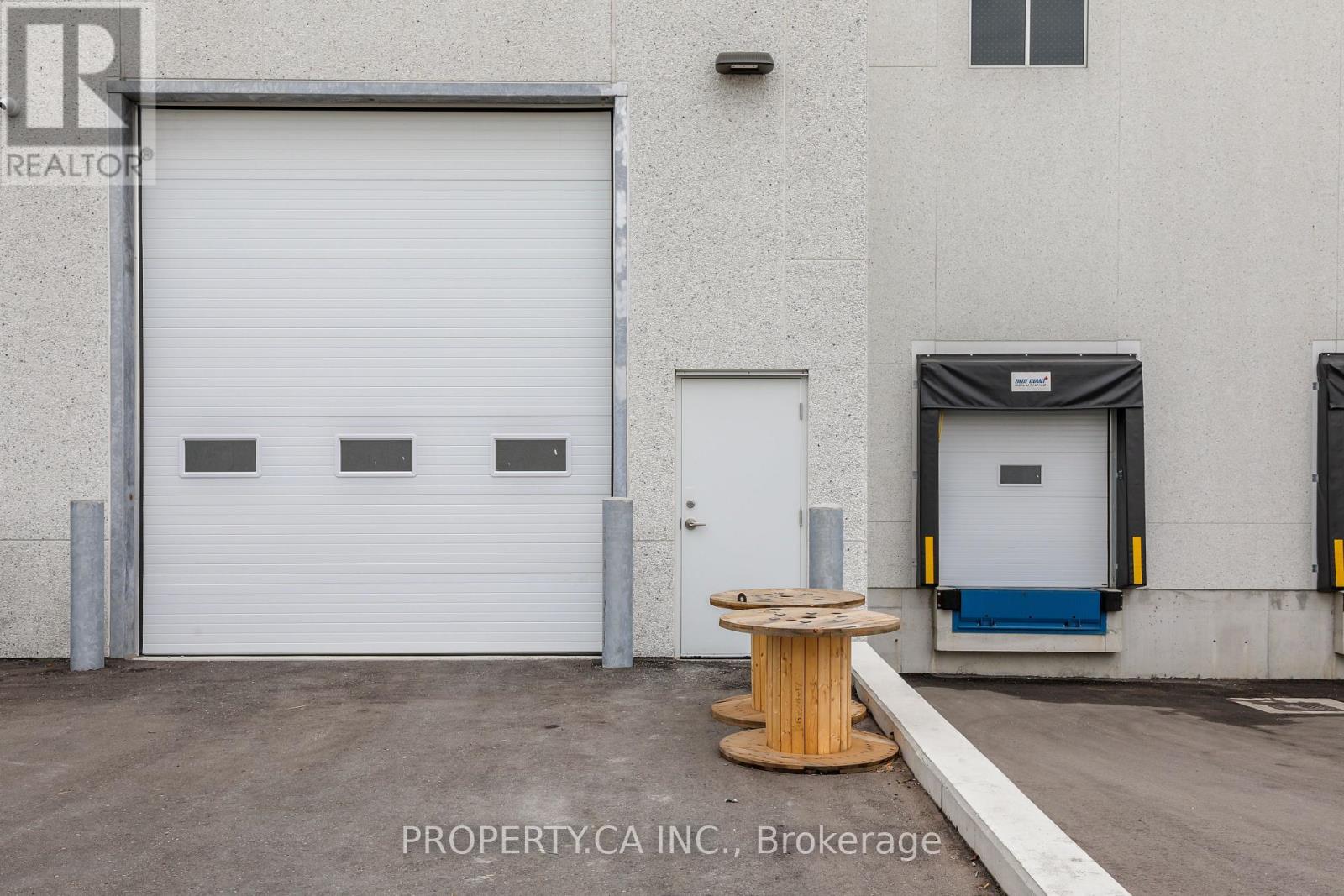 A4 - 111 Steinway Boulevard Property Photo 10