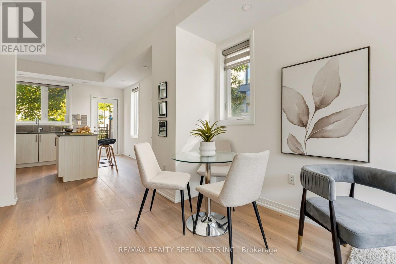 162 William Duncan Road Property Photo 10