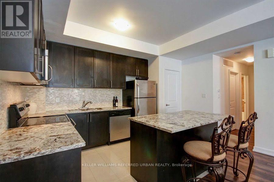 3b - 867 Wilson Avenue Property Photo 2