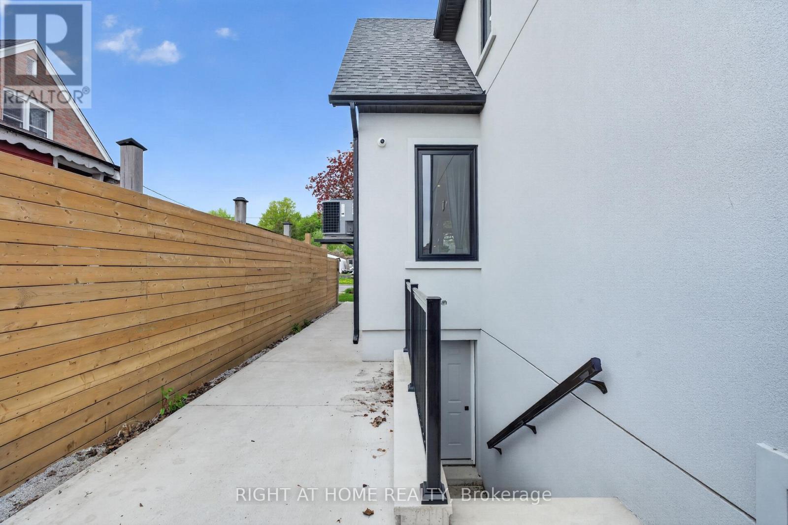 17 Exbury Road Property Photo 46