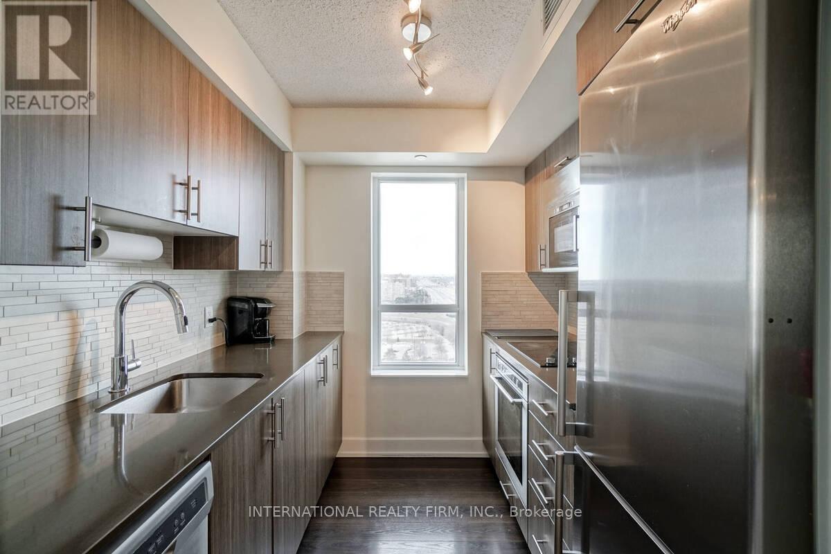2222 - 2 Eva Road Property Photo 11
