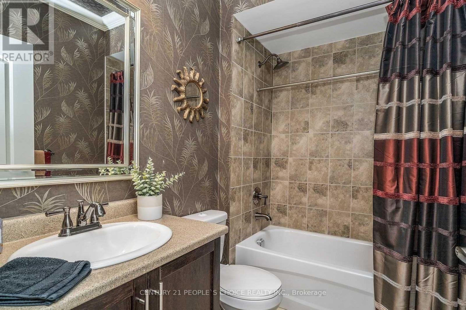 526 - 383 Main Street E Property Photo 18