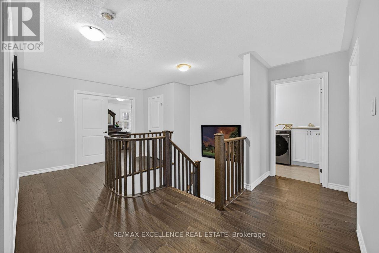 451 Brisdale Drive Property Photo 15