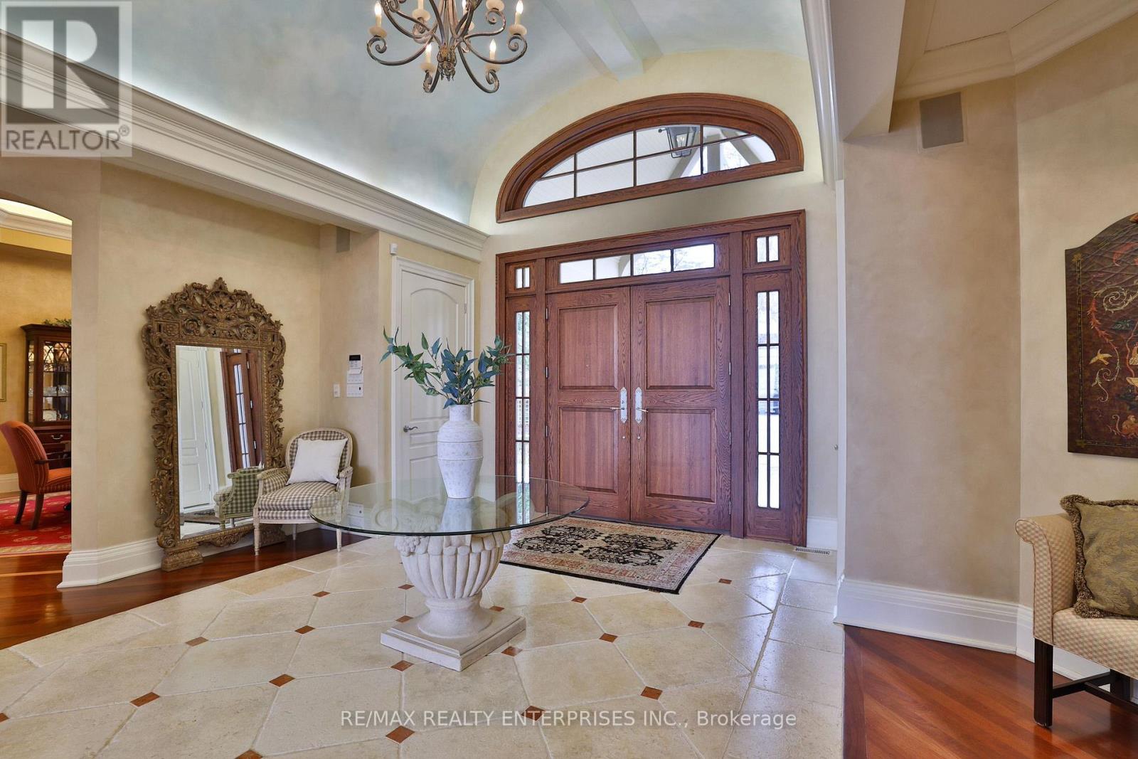 872 Whittier Crescent Property Photo 8