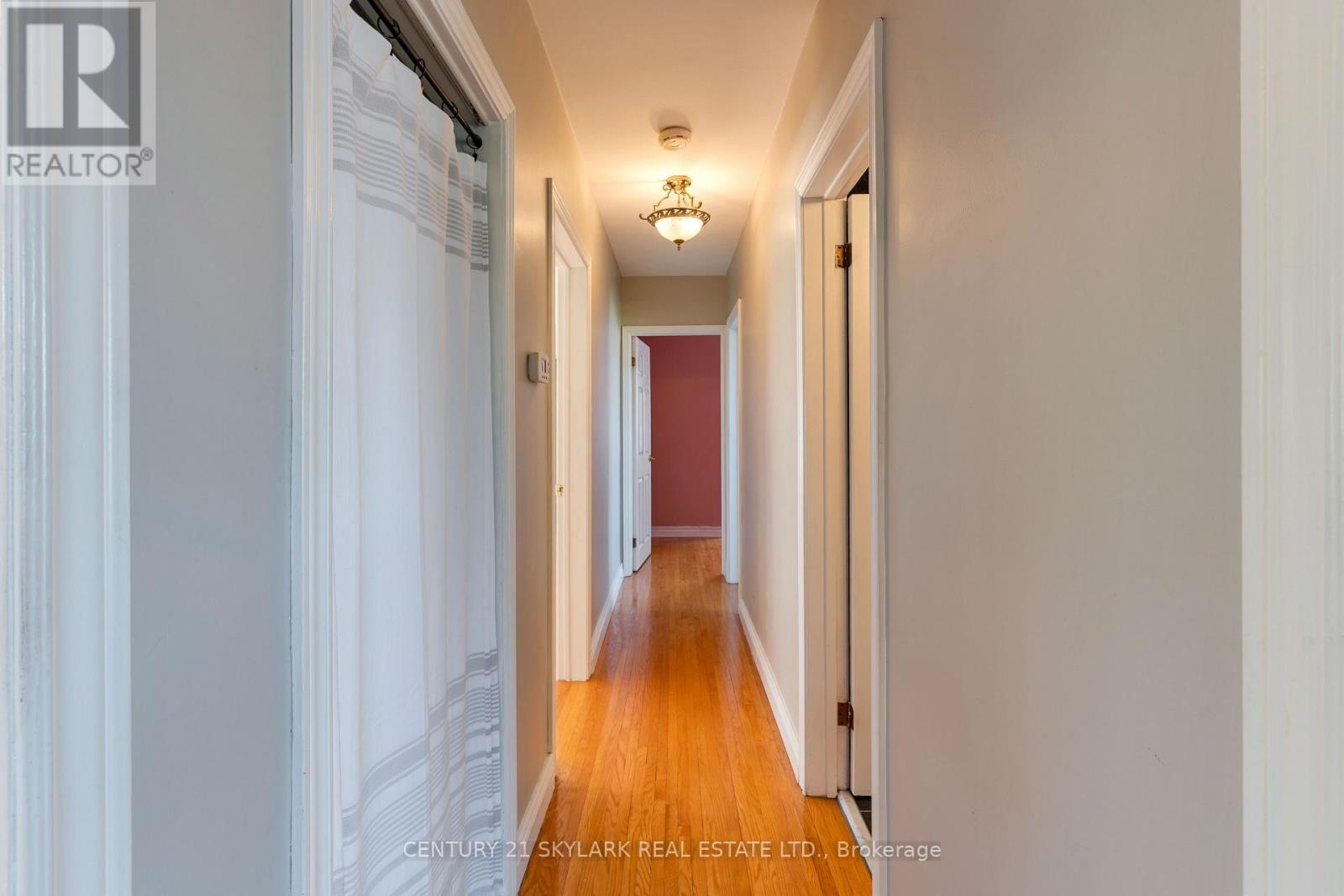 24 Aura Lea Boulevard Property Photo 17