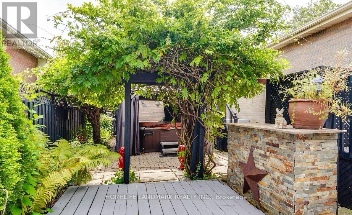 2673 Constable Road Property Photo 29