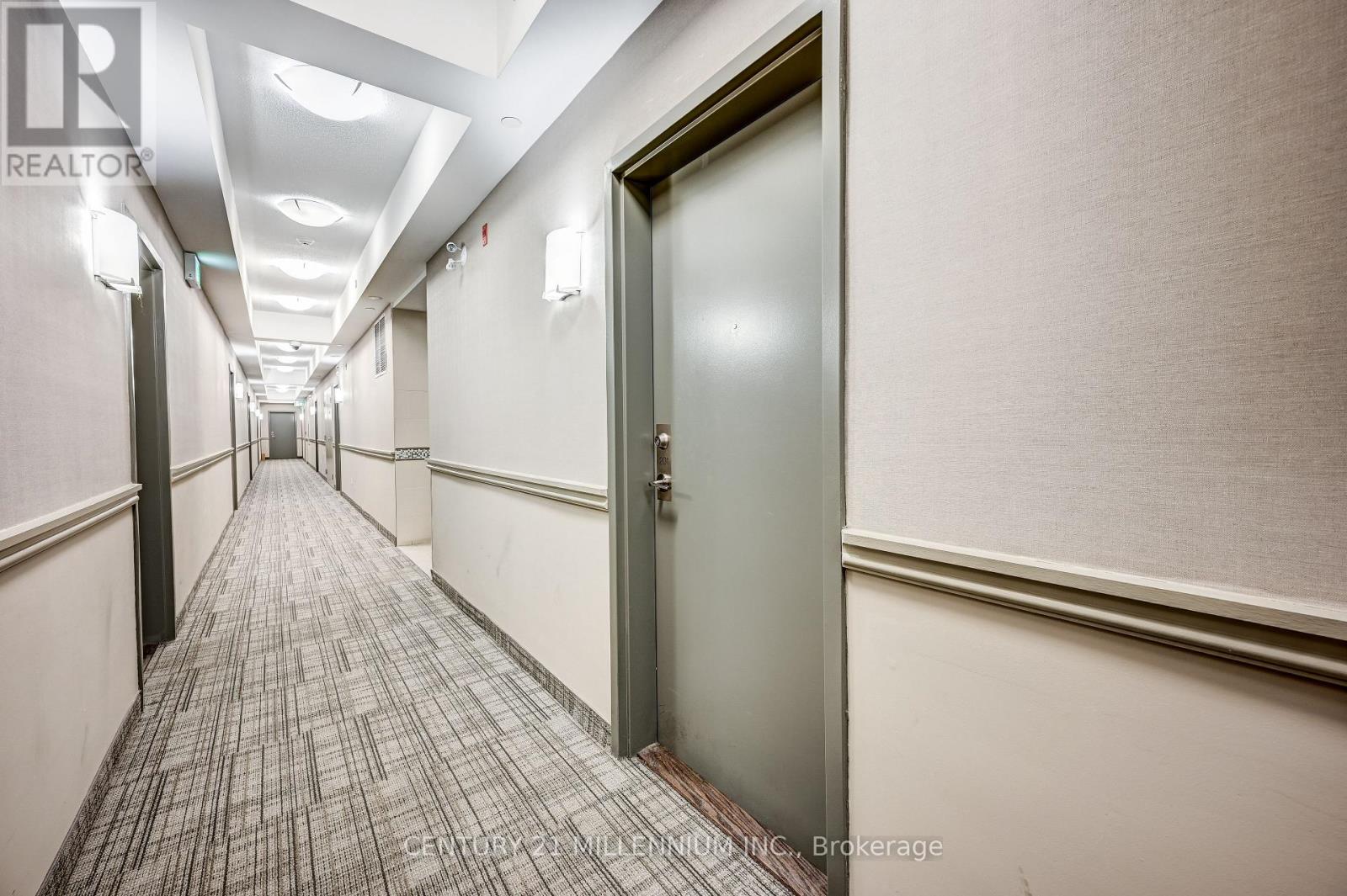 201 - 50 Sky Harbour Drive Property Photo 5