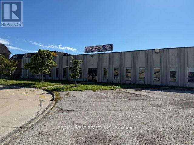 855 Oxford Street Property Photo 1