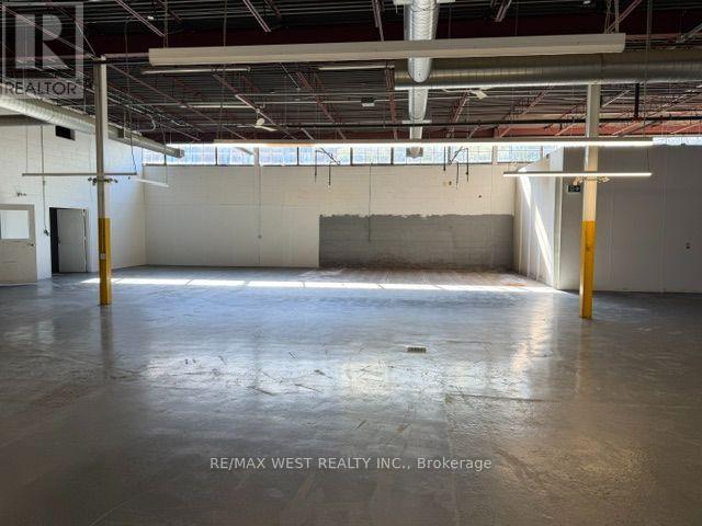 855 Oxford Street Property Photo 11