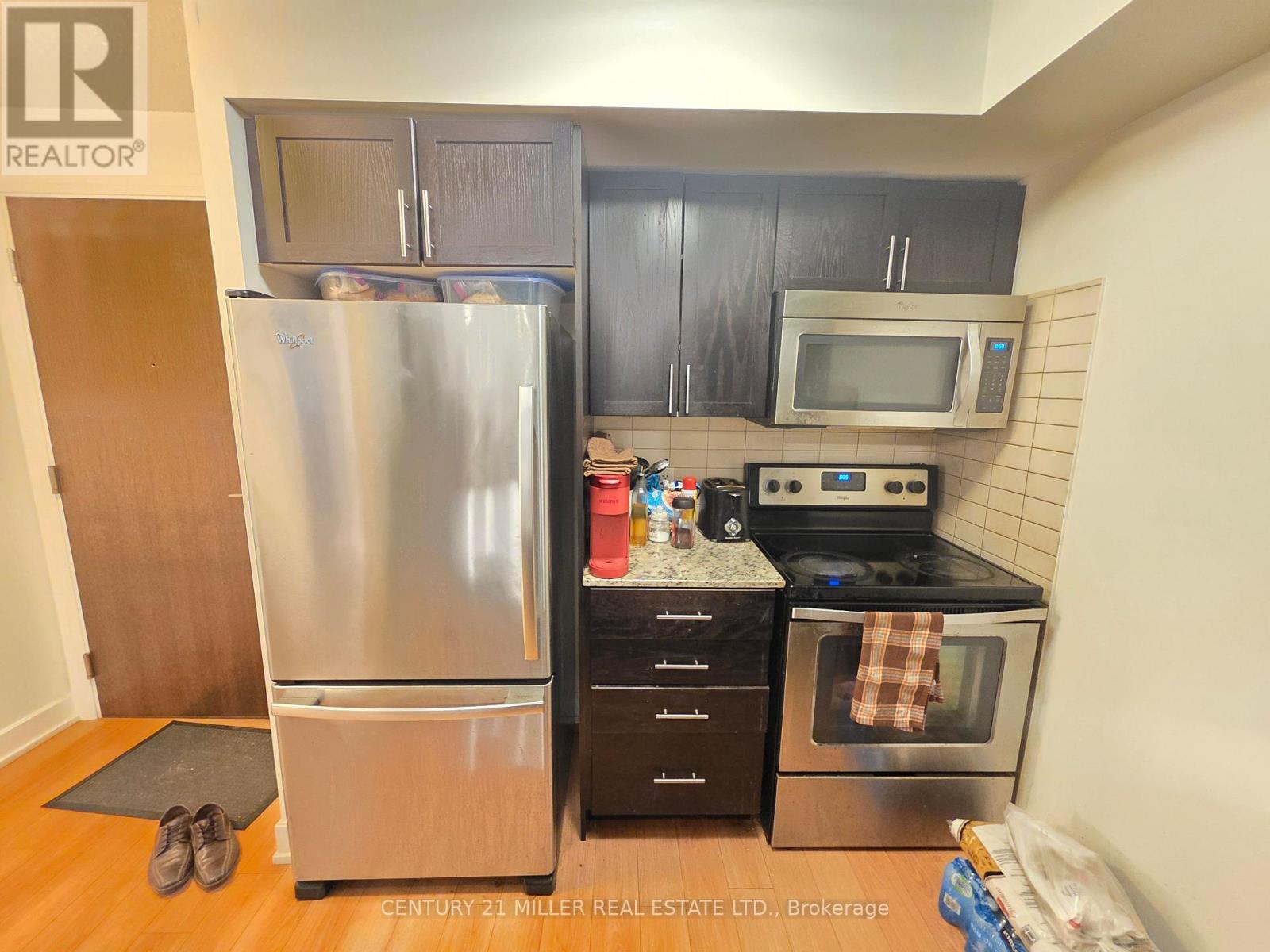 506 - 6 Eva Road Property Photo 7