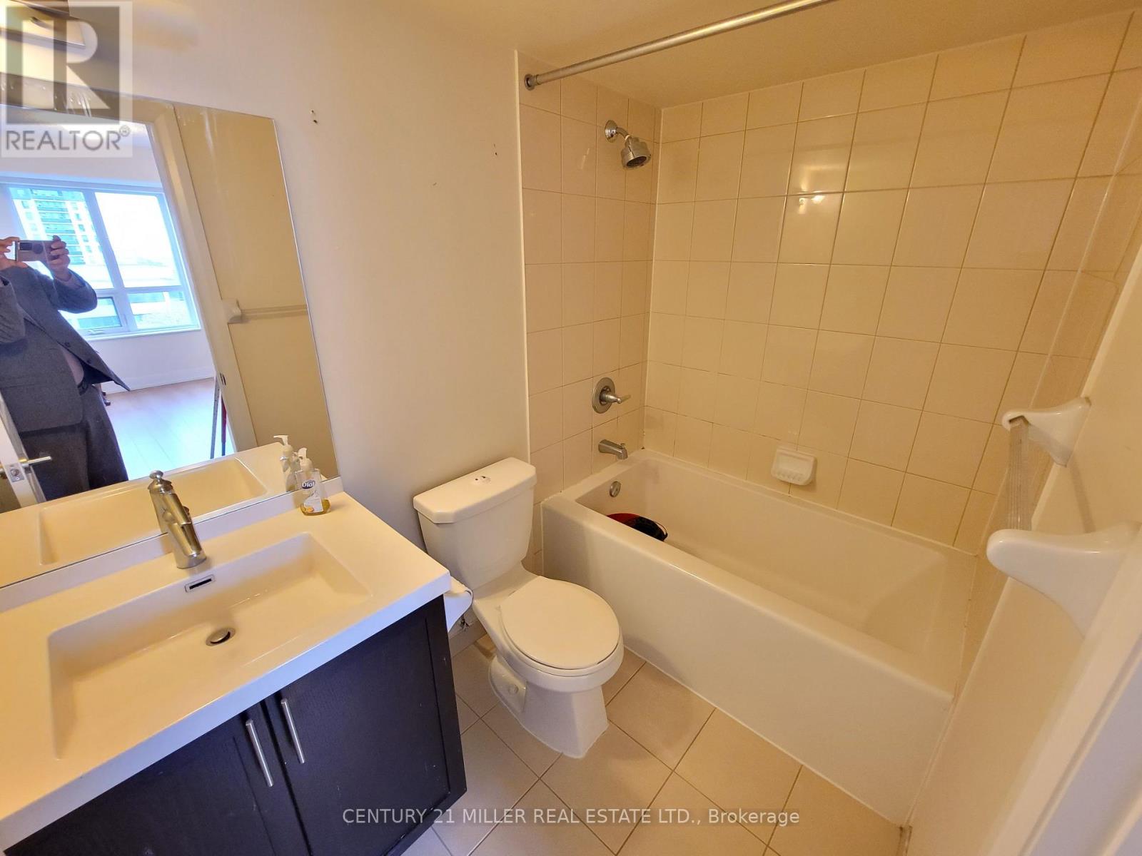 506 - 6 Eva Road Property Photo 27