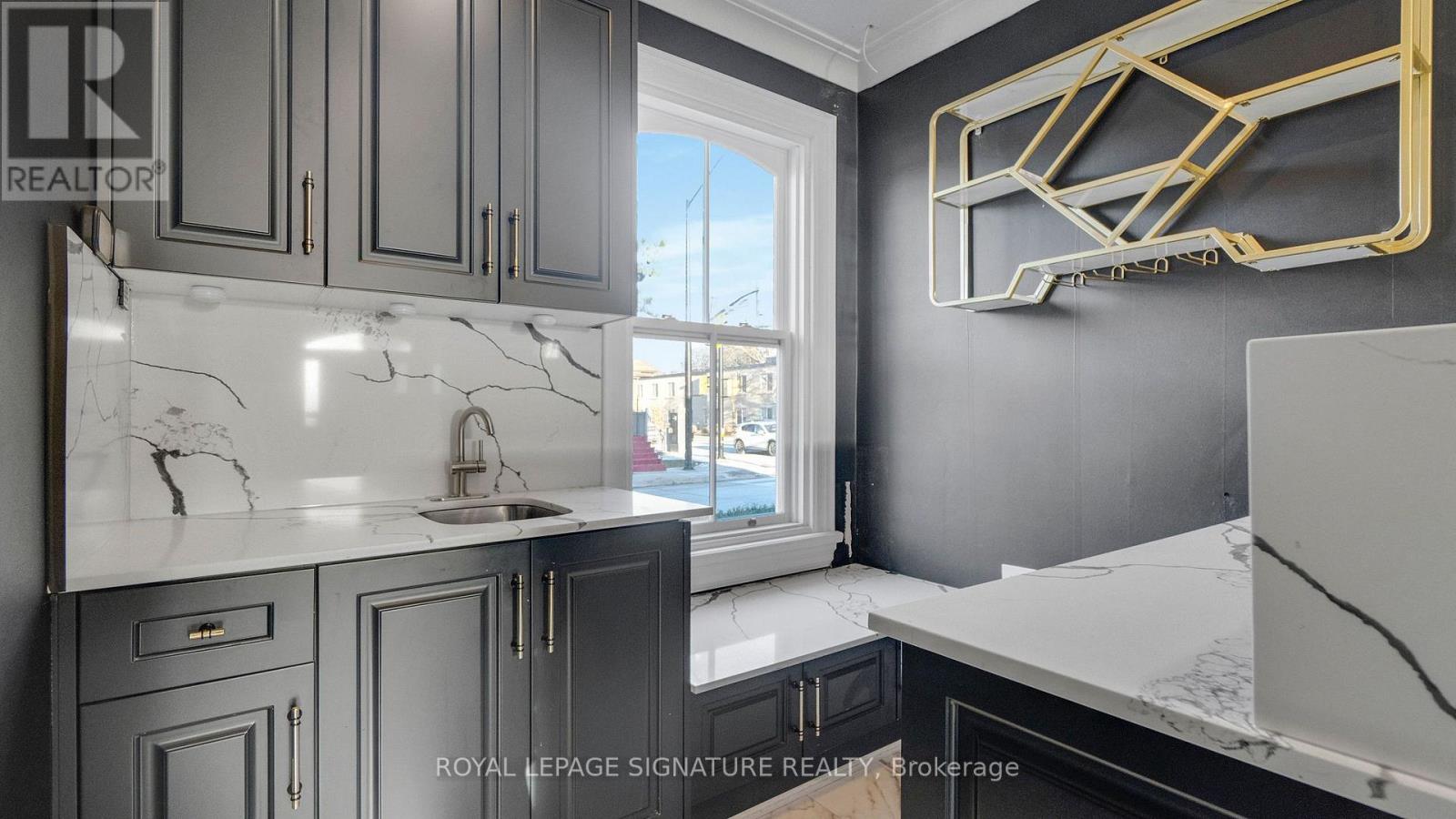 140 Trafalgar Road Property Photo 18