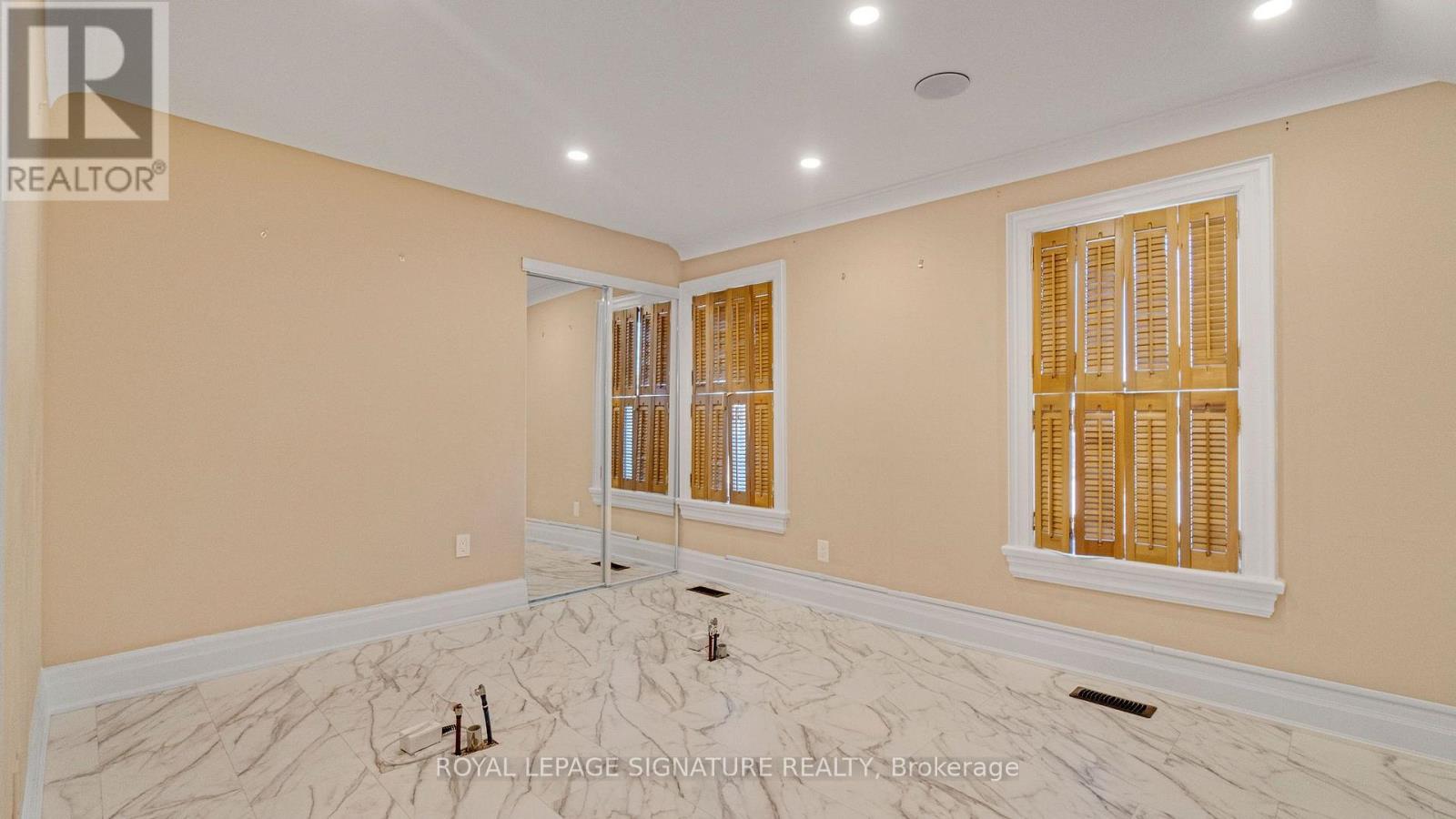 140 Trafalgar Road Property Photo 23