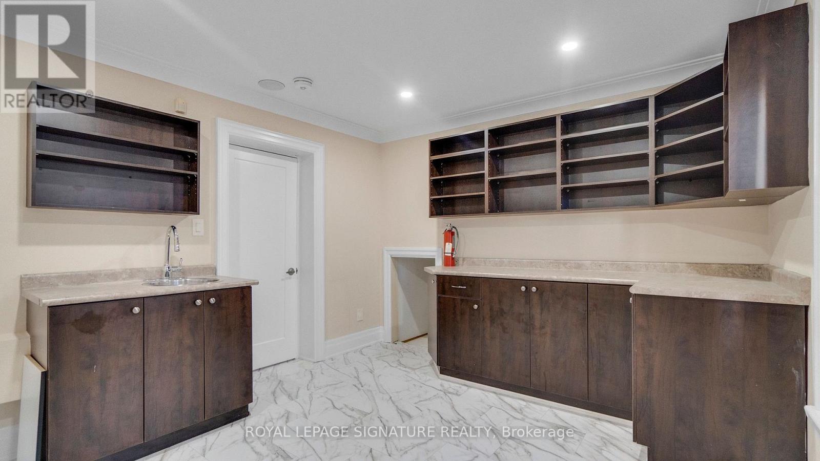 140 Trafalgar Road Property Photo 30