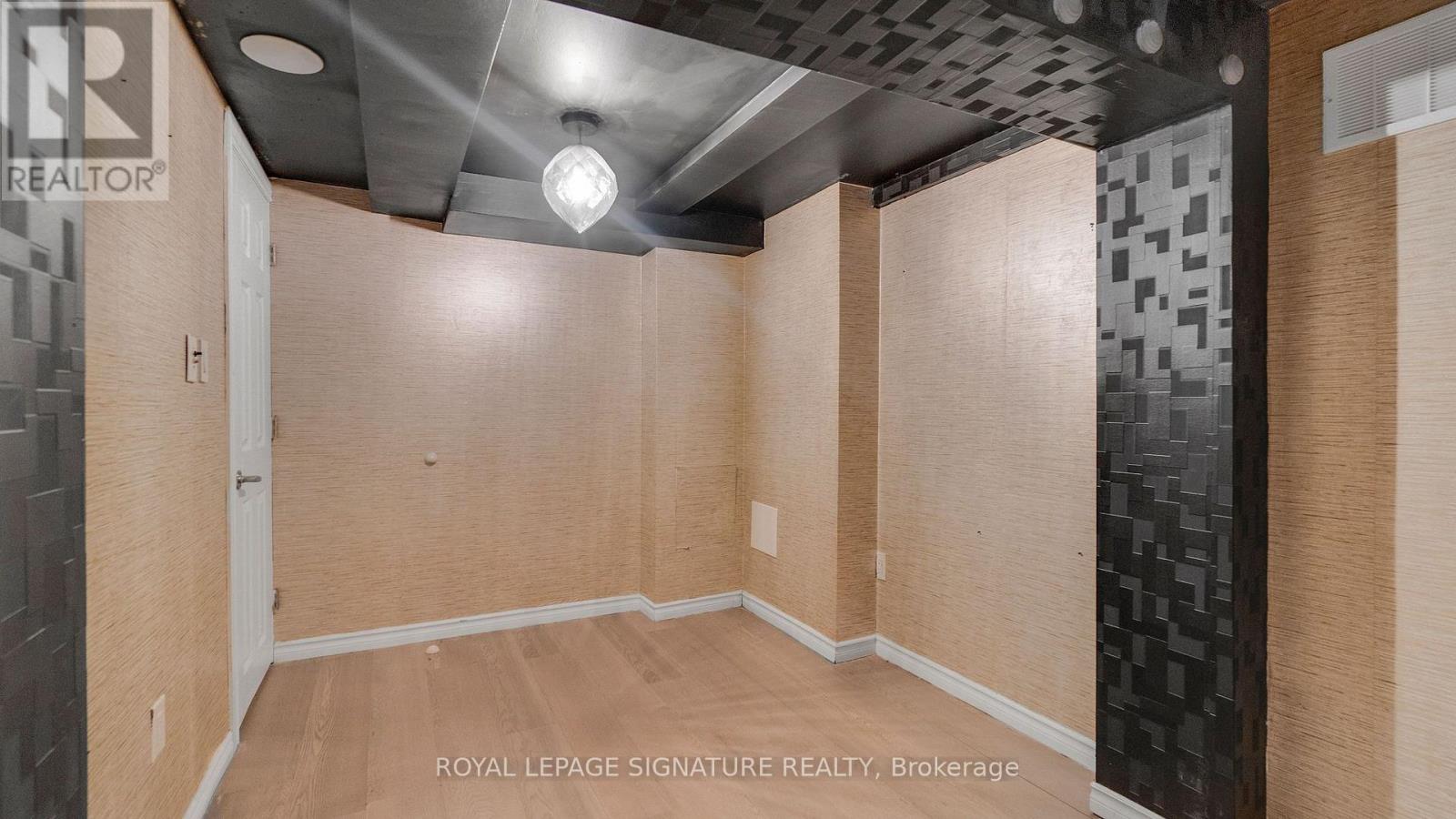 140 Trafalgar Road Property Photo 34