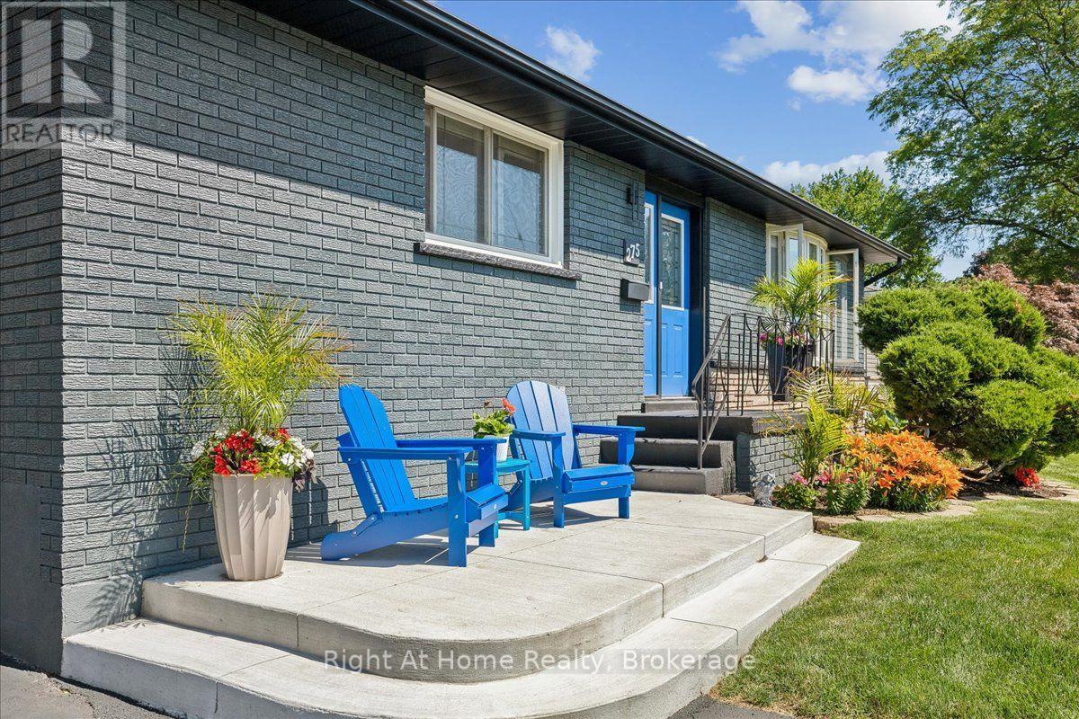 275 Kent Crescent Property Photo 4
