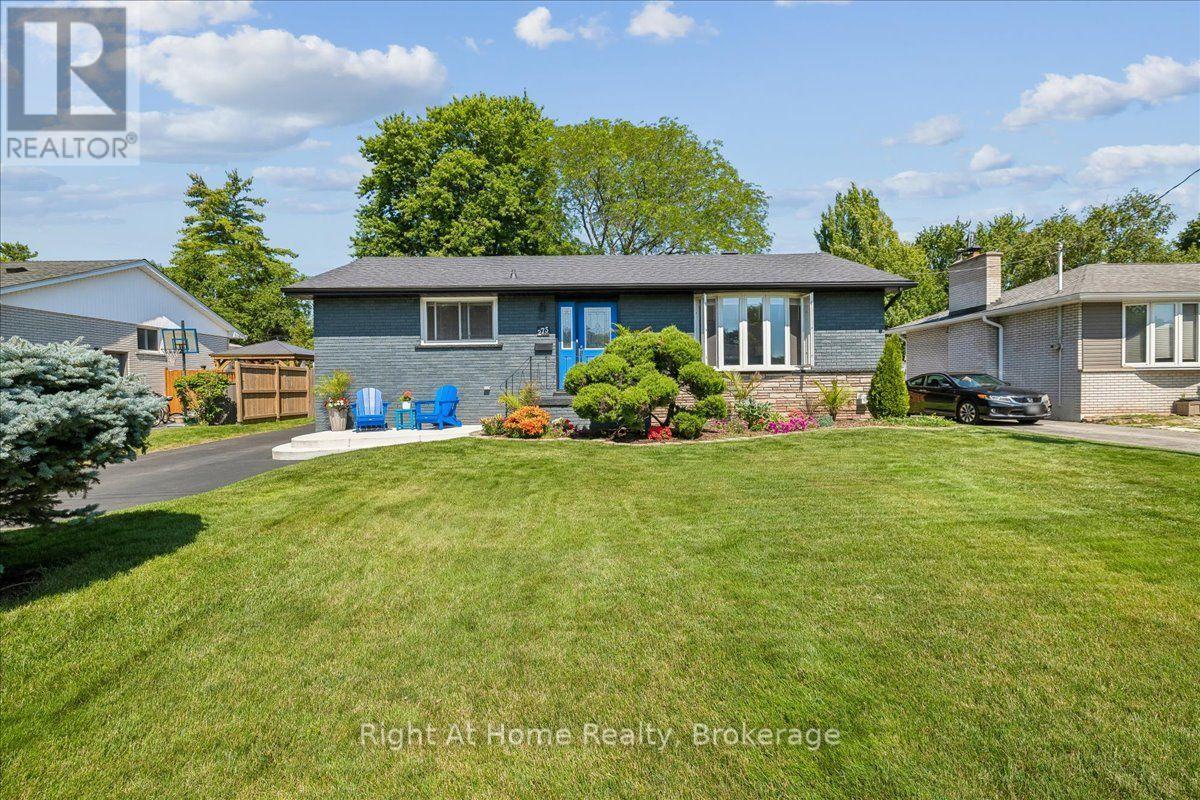 275 Kent Crescent Property Photo 5