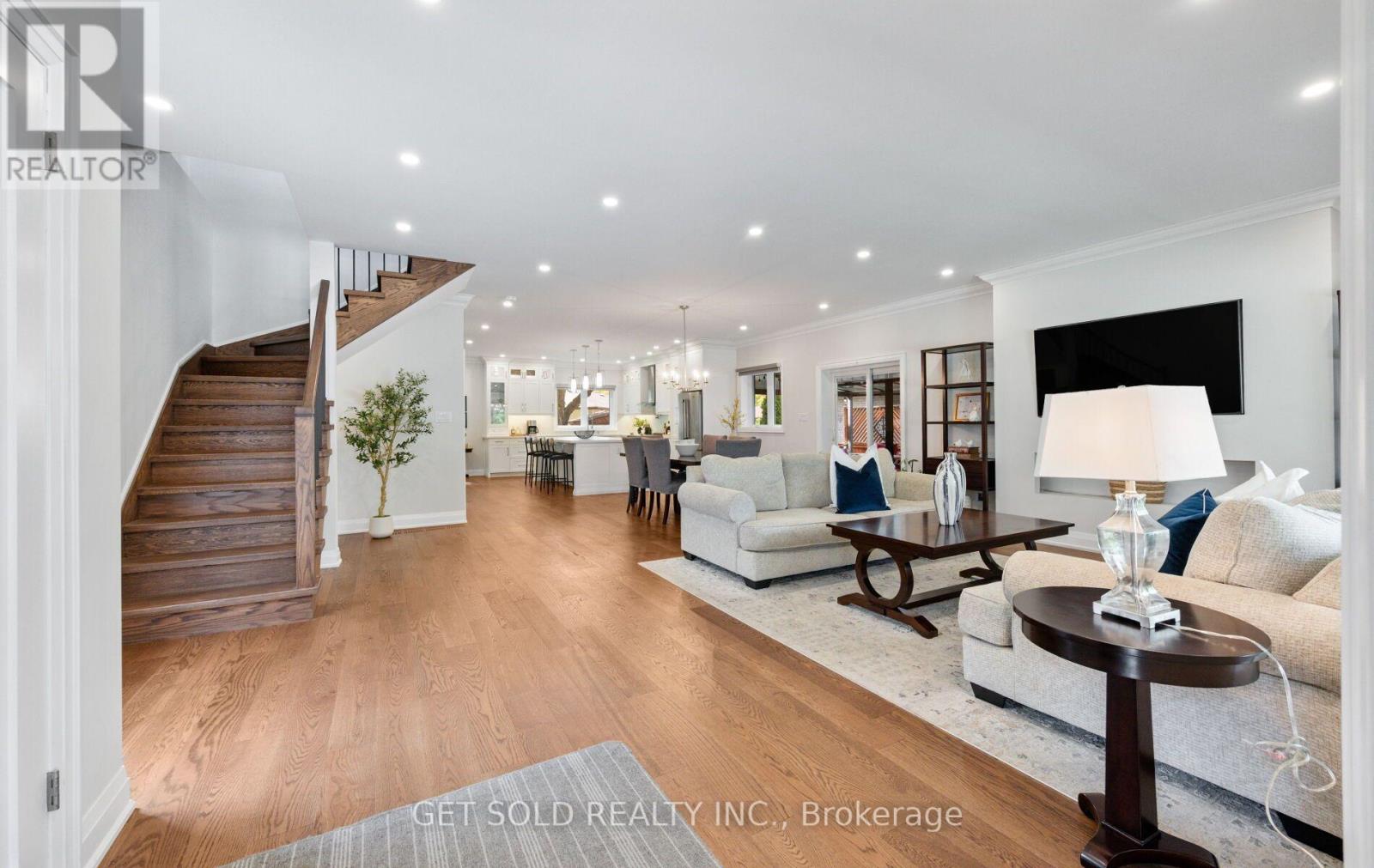 8 Hackmore Avenue Property Photo 3