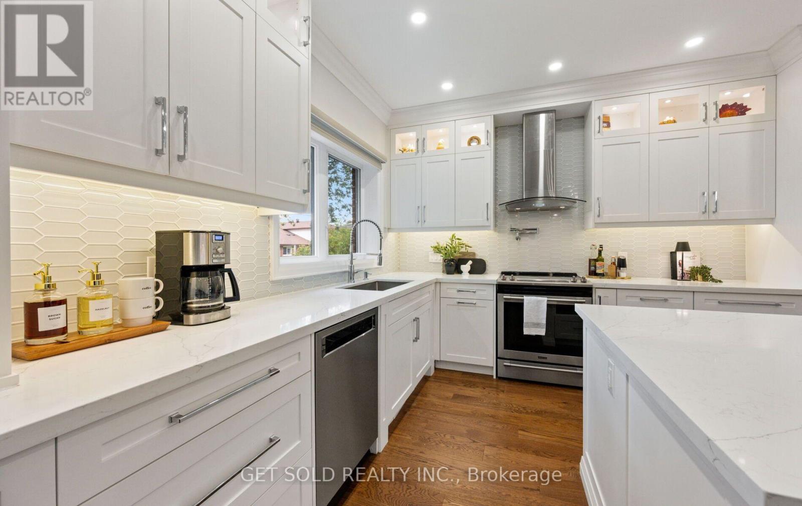 8 Hackmore Avenue Property Photo 12