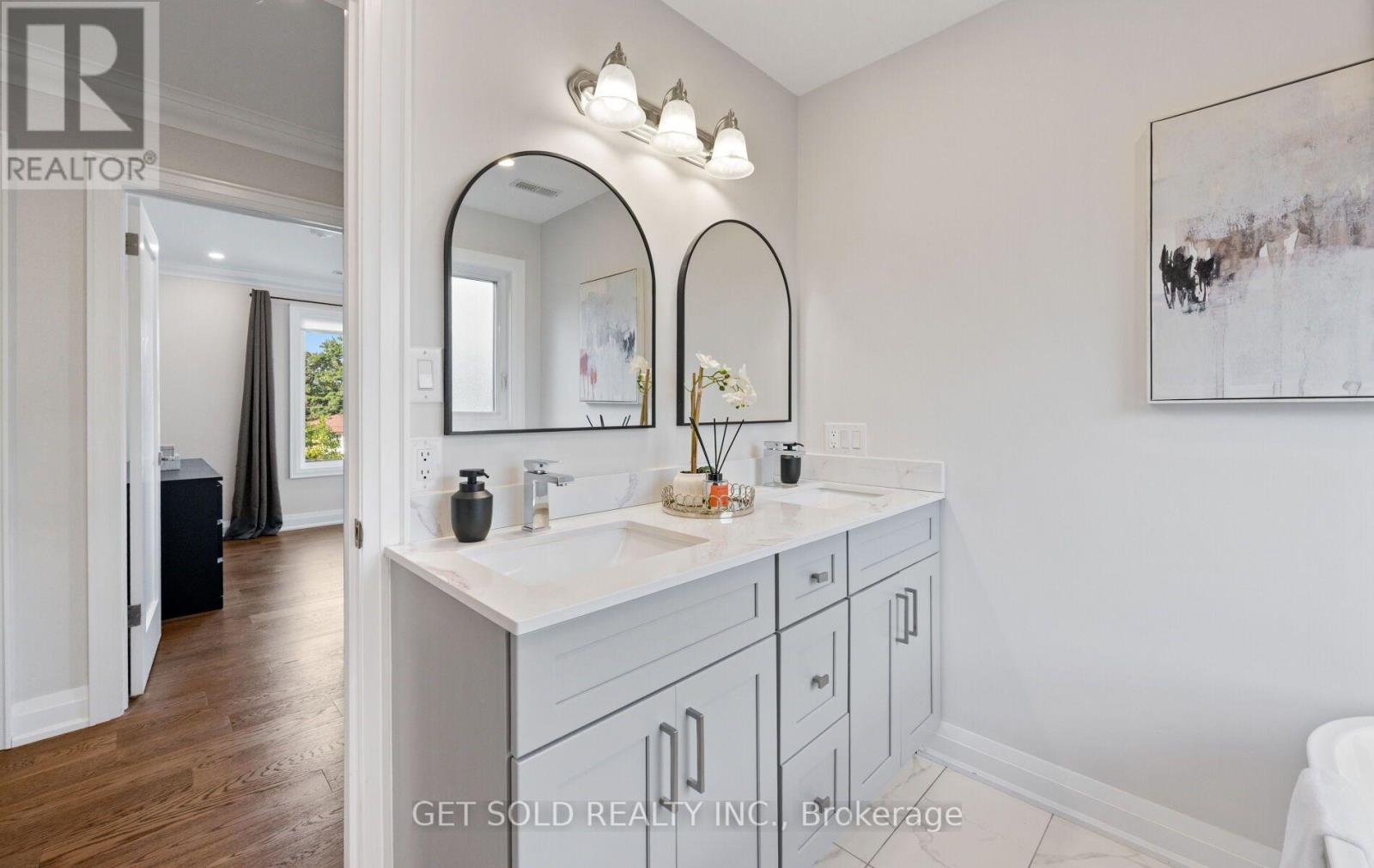 8 Hackmore Avenue Property Photo 24