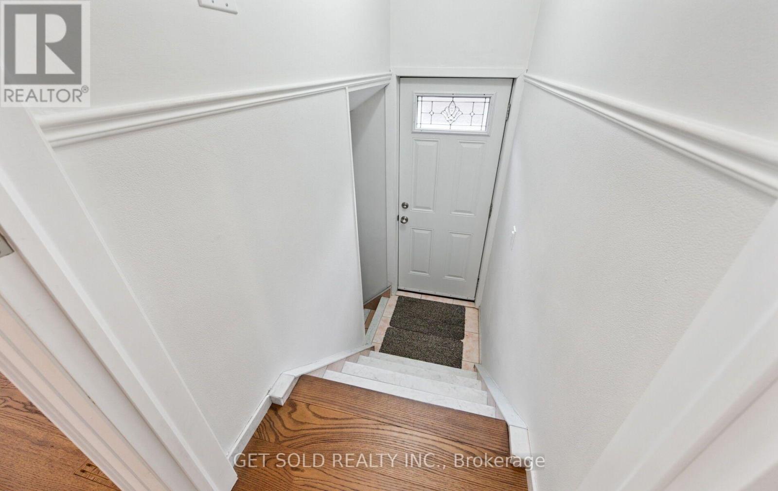 8 Hackmore Avenue Property Photo 27