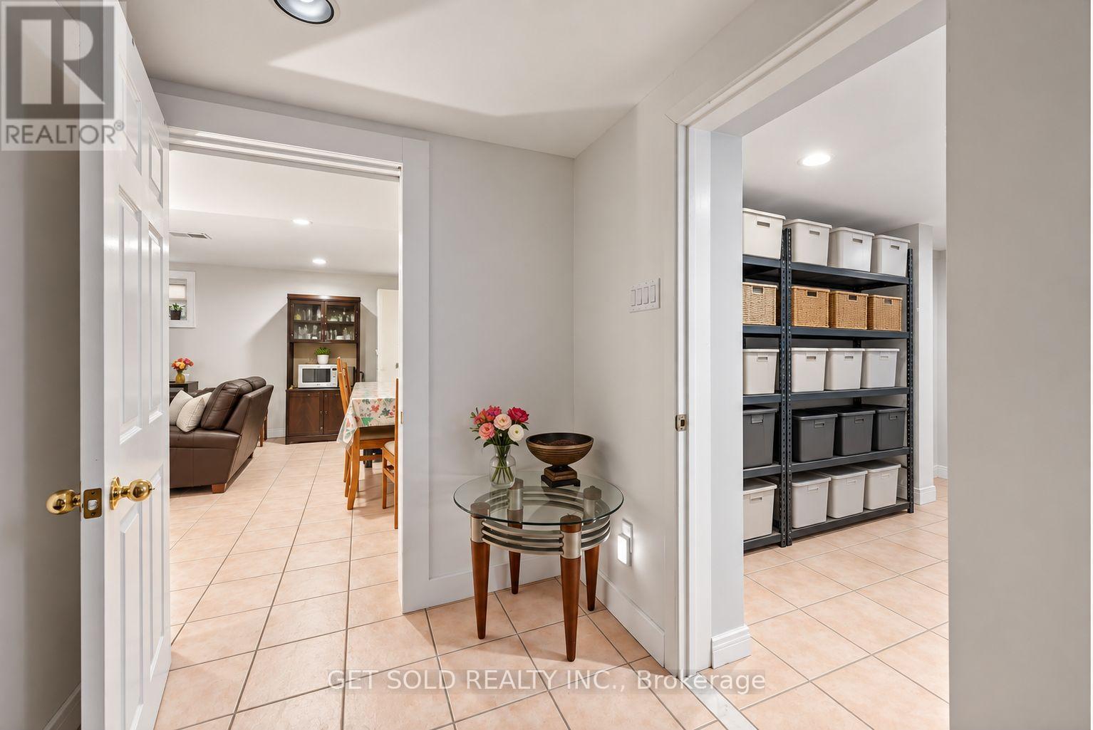 8 Hackmore Avenue Property Photo 28